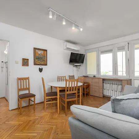 Apartment Emilii Plater By Your Freedom *